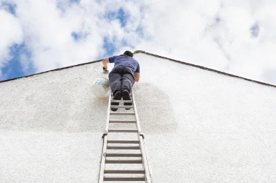 Peinture extérieure à Saint-Laurent-du-Plan — façades et ravalement